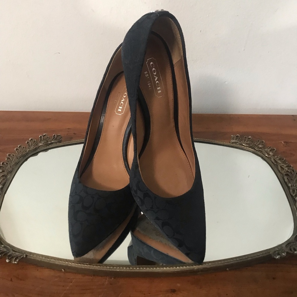 โ๏ธCoach Women's Black Heels ๐ - Picture 2 of 14